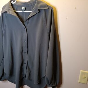 Women's Gray Button-Up Blouse